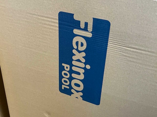 Flexinox wijd zwembad trap ( rvs ) (4x) - afbeelding 3 van  4