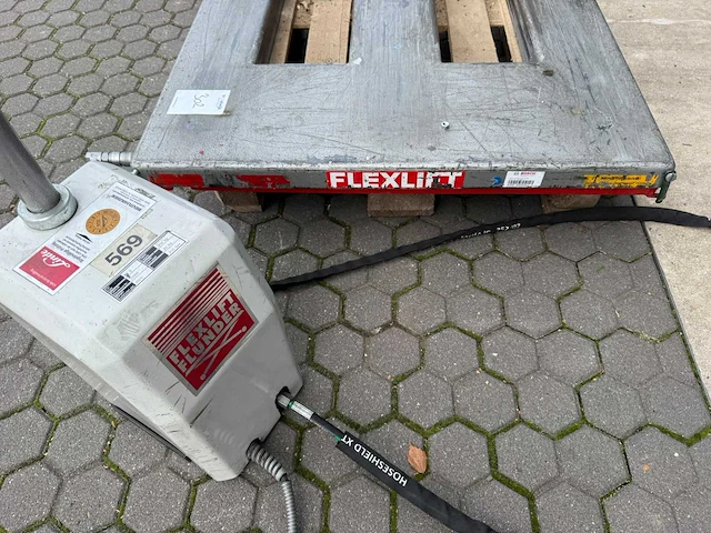 Flexlift - 2006 - mr2 - heftafel - afbeelding 5 van  6