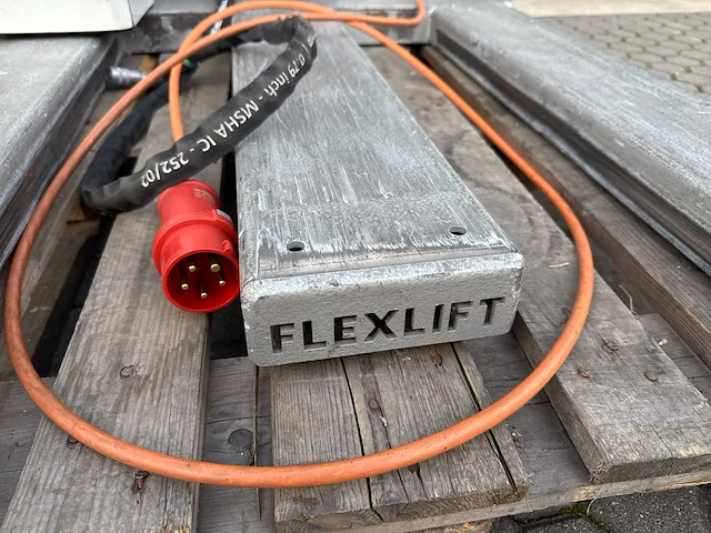 Flexlift - 2014 - mr2 400v - heftafel - afbeelding 6 van  8
