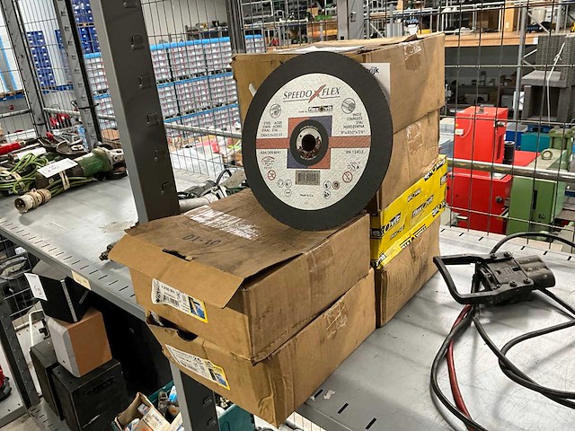 Flexovit 230x2,5x22,23 slijpschijf (125x) - afbeelding 2 van  3