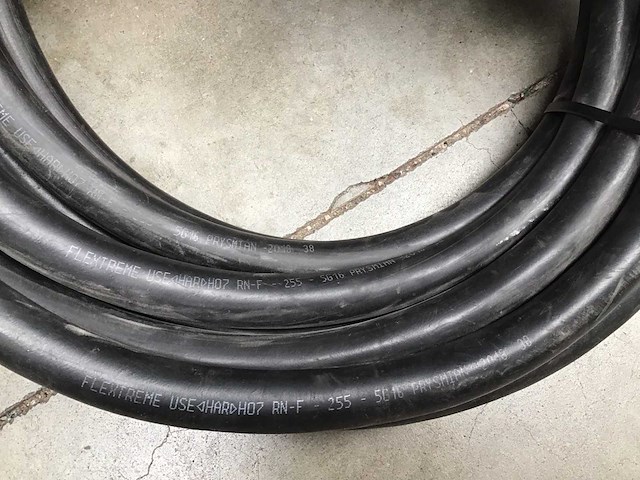 Flextreme verlengkabel 5 x 16mm2 10m 63a - afbeelding 2 van  3