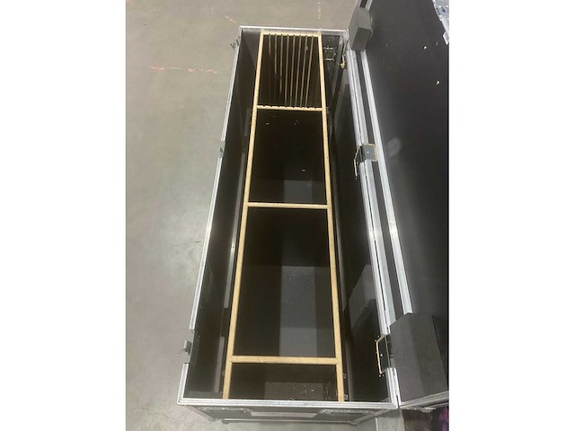 Flightcase (1850x590x780) - afbeelding 1 van  3