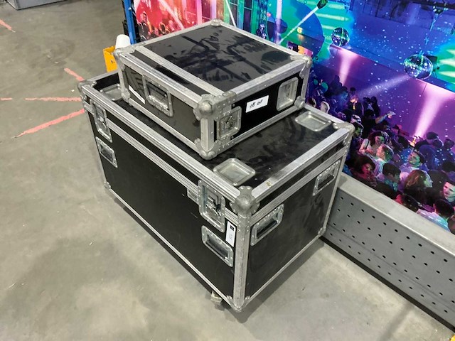 Flightcase (2x) - afbeelding 1 van  4