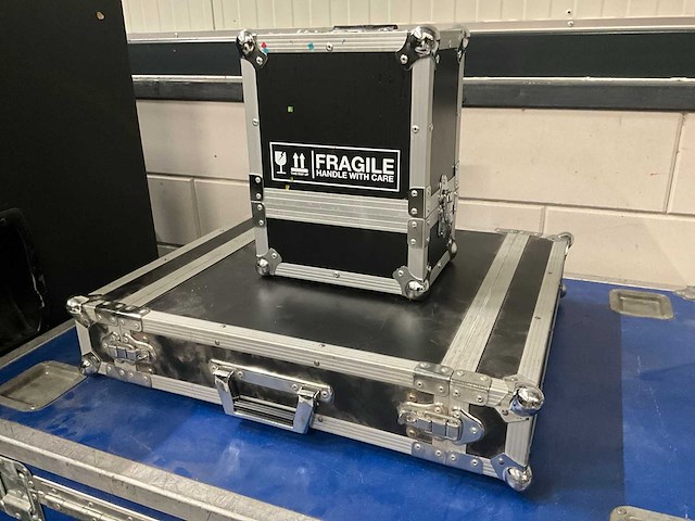 Flightcase (2x) - afbeelding 1 van  4