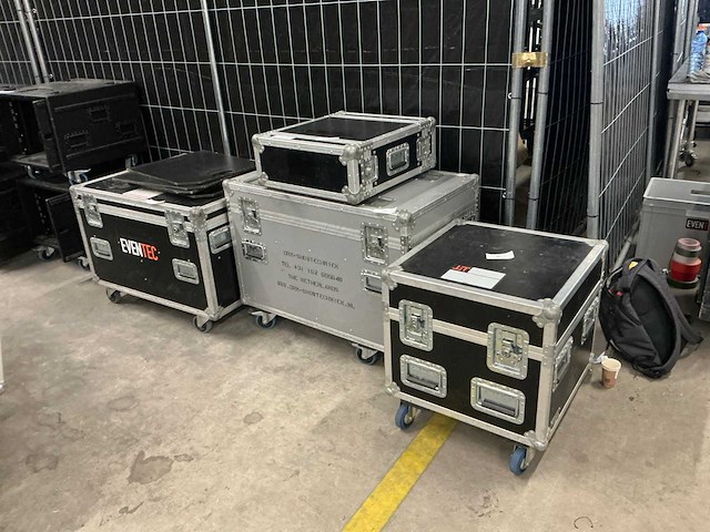 Flightcase (4x) - afbeelding 1 van  4
