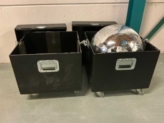 Flightcase met spiegelbol - afbeelding 3 van  5