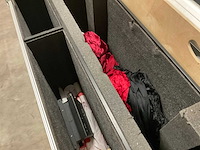 Flightcase met televisie - afbeelding 7 van  7