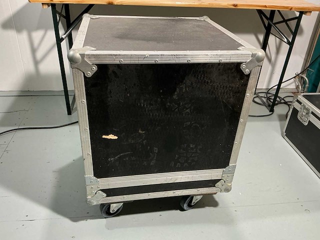 Flightcase - afbeelding 2 van  4