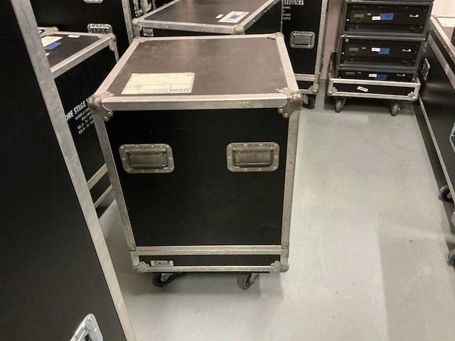 Flightcase - afbeelding 2 van  4