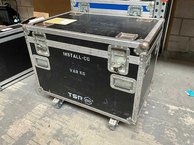 Flightcase - afbeelding 1 van  4