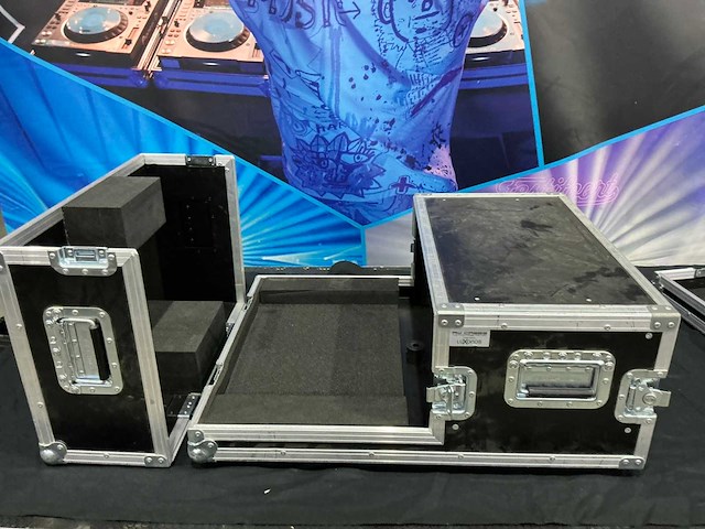 Flightcase - afbeelding 2 van  3