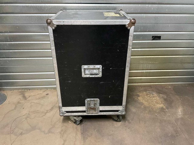 Flightcase - afbeelding 1 van  3