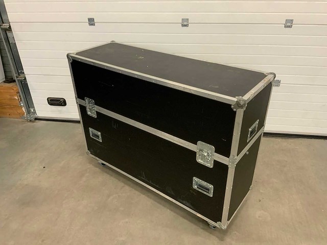 Flightcase - afbeelding 1 van  2