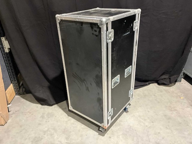 Flightcase - afbeelding 2 van  4