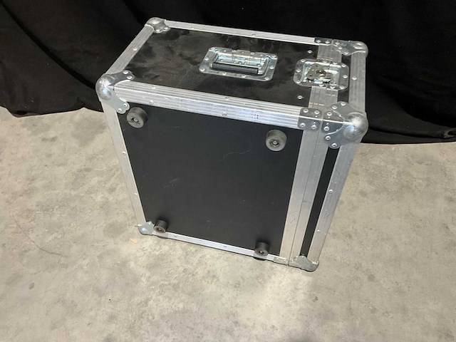 Flightcase - afbeelding 2 van  2