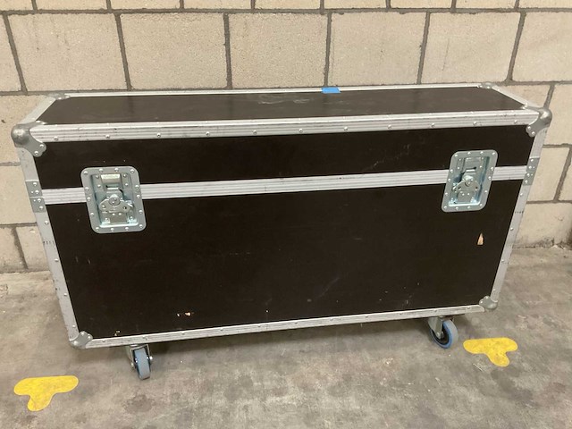 Flightcase - afbeelding 1 van  3