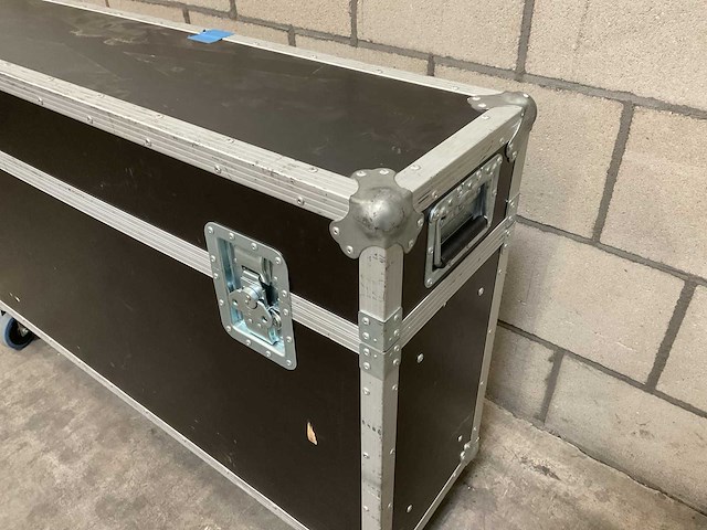Flightcase - afbeelding 2 van  3