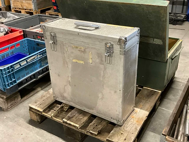 Flightcase - afbeelding 1 van  3