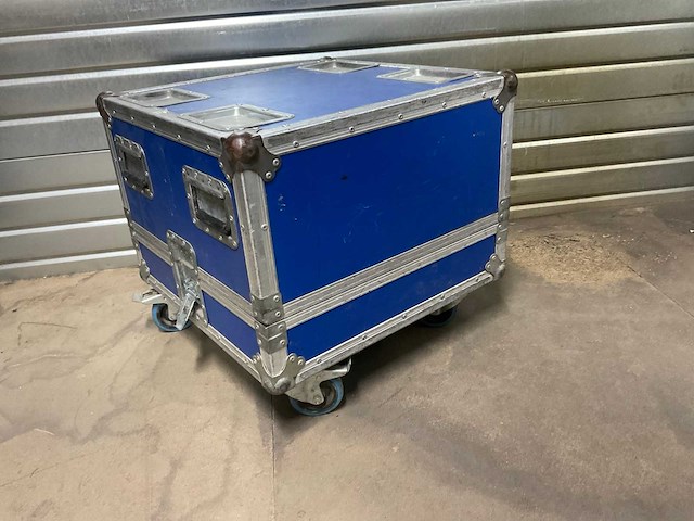 Flightcase/stulpcase met binnenrek - afbeelding 2 van  3