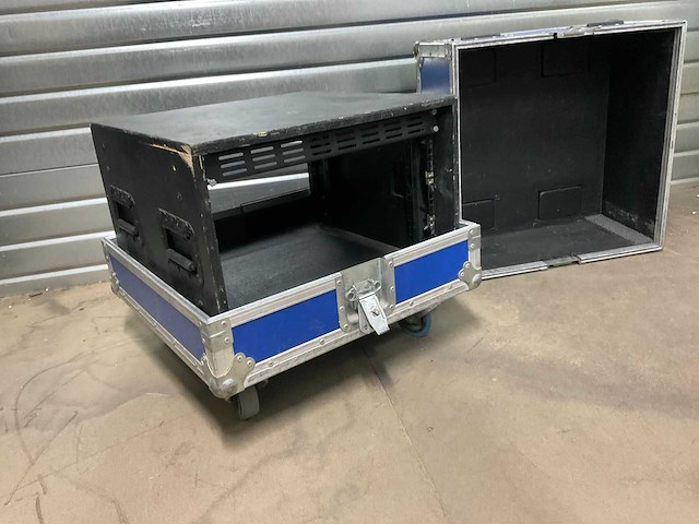 Flightcase/stulpcase met binnenrek - afbeelding 3 van  3