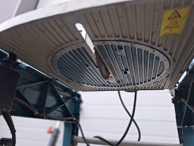 Flip-over afkortzaag makita, lf1000, bouwjaar 2017 - afbeelding 10 van  11