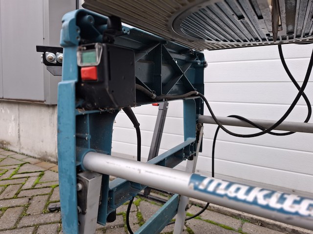 Flip-over afkortzaag makita, lf1000, bouwjaar 2017 - afbeelding 11 van  11