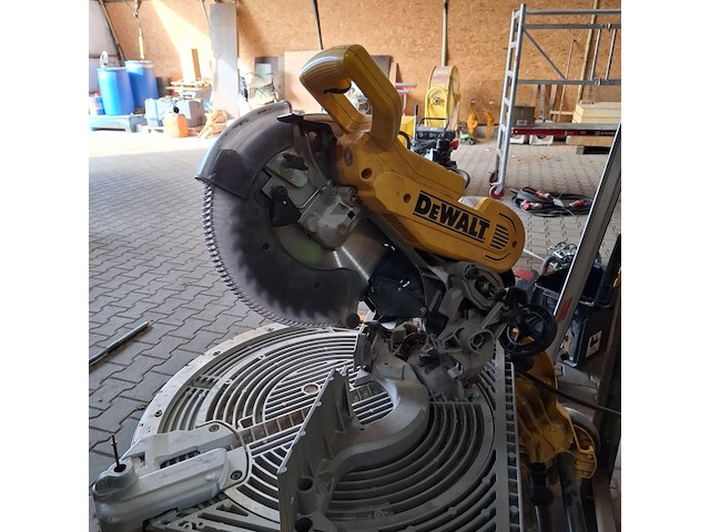 Flip-over zaagtafel dewalt, d27107 qs - afbeelding 4 van  6