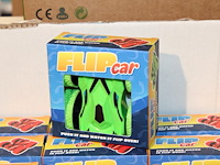 Flipcars in drie kleuren, negen stuks. - afbeelding 2 van  2