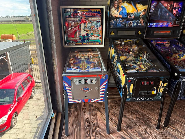 Flipperkast bally elton john - afbeelding 1 van  8
