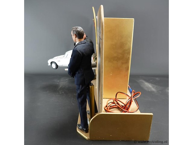 Flipperkast opzetstuk (topper) voor james bond pinball - afbeelding 9 van  10