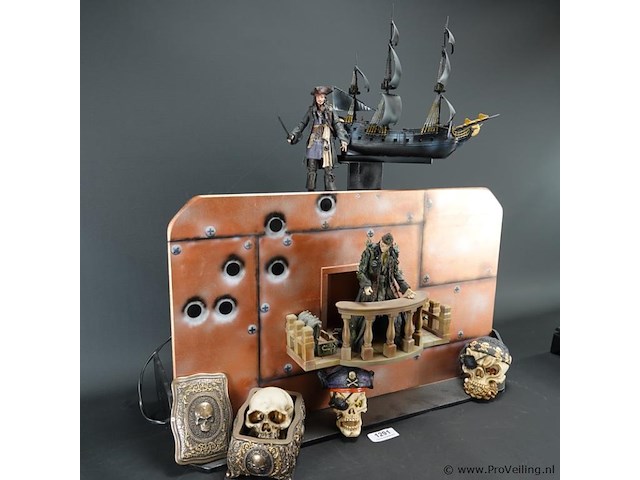 Flipperkast opzetstuk (topper) voor pirates of the caribbian pinball - afbeelding 2 van  5