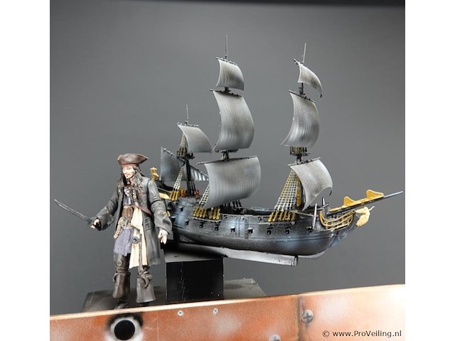 Flipperkast opzetstuk (topper) voor pirates of the caribbian pinball - afbeelding 7 van  10