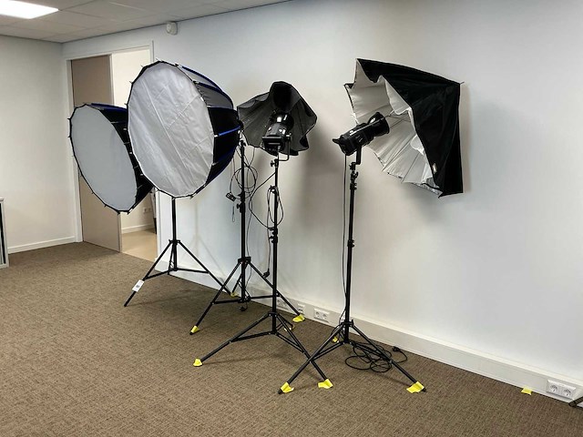 Flits- en studiolampen (4 stuks) - afbeelding 1 van  9