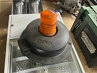 Floodlight en flitslamp - afbeelding 3 van  4