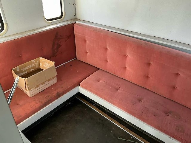 Floor paardenwagen oplegger - afbeelding 18 van  43