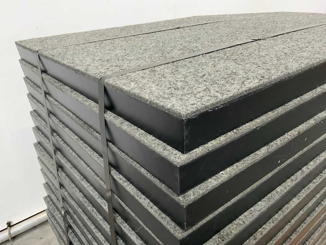 Floor tile 60x60x4.5cm (42x) - afbeelding 2 van  2