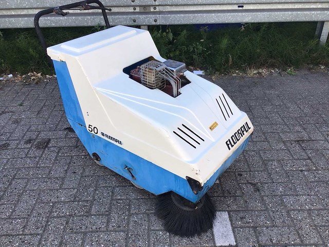 Floorpul 50 zelfrijdende veegmachine - afbeelding 1 van  7
