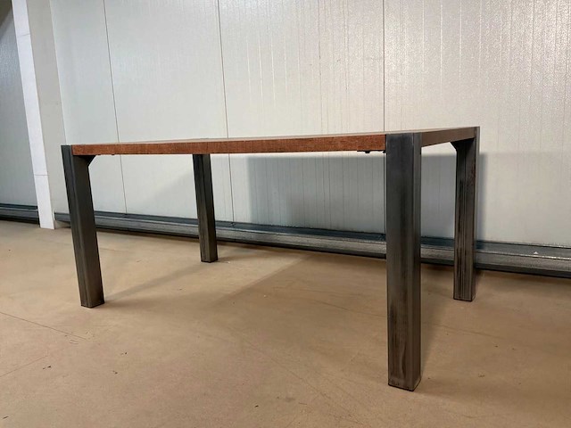 Floris eetkamertafel - afbeelding 5 van  10