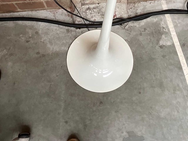 Flos spun light f vloerlamp 176x50 cm - afbeelding 3 van  4