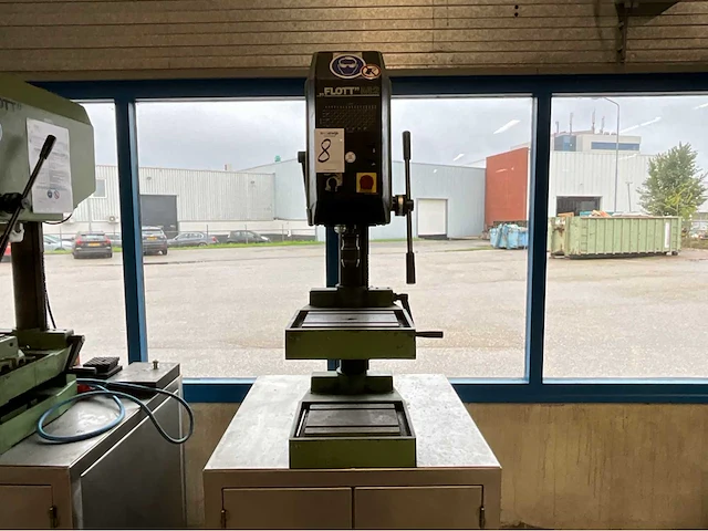 Flott m2 st industriële tafelboormachine - afbeelding 16 van  20