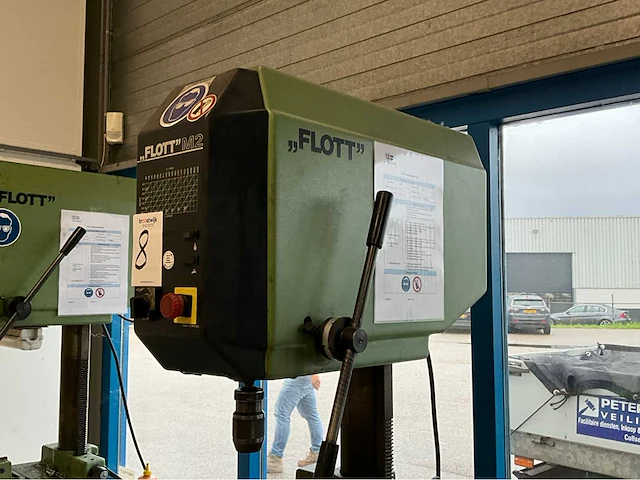 Flott m2 st industriële tafelboormachine - afbeelding 18 van  20