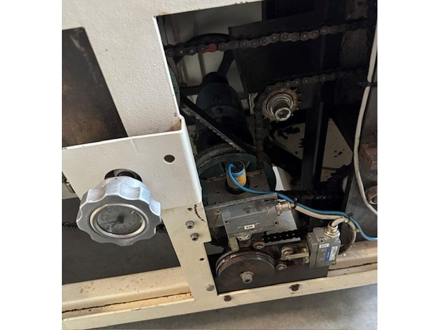 Flowpackmachine enkel kops seal beitel tevopharm, pack 6, wit grijs, bouwjaar 1986 - afbeelding 2 van  6