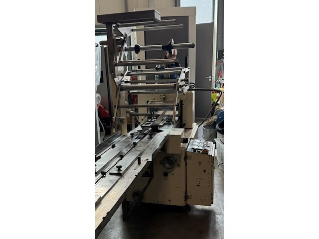 Flowpackmachine enkel kops seal beitel tevopharm, pack 6, wit grijs, bouwjaar 1986 - afbeelding 5 van  6