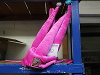 Flugel muts. - afbeelding 1 van  2