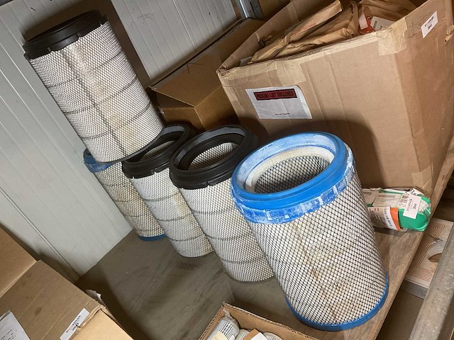 Fluid filter element (21x) - afbeelding 1 van  6