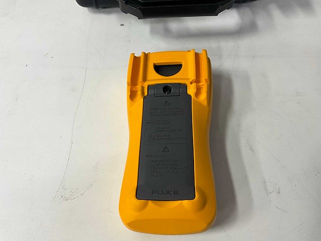 Fluke - 115 true rms - multimeter - afbeelding 3 van  4