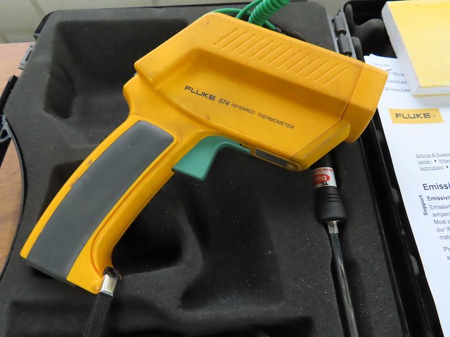 Fluke - 574 - infrarood thermometer - afbeelding 2 van  2