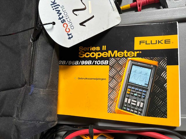 Fluke 105b scopemeter series ii oscilloscoop/ scoopmeter - afbeelding 6 van  7