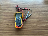 Fluke 115 treu rms multimeter - afbeelding 2 van  5