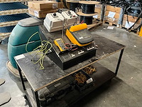 Fluke 1555 10kv isolatietester - afbeelding 2 van  5